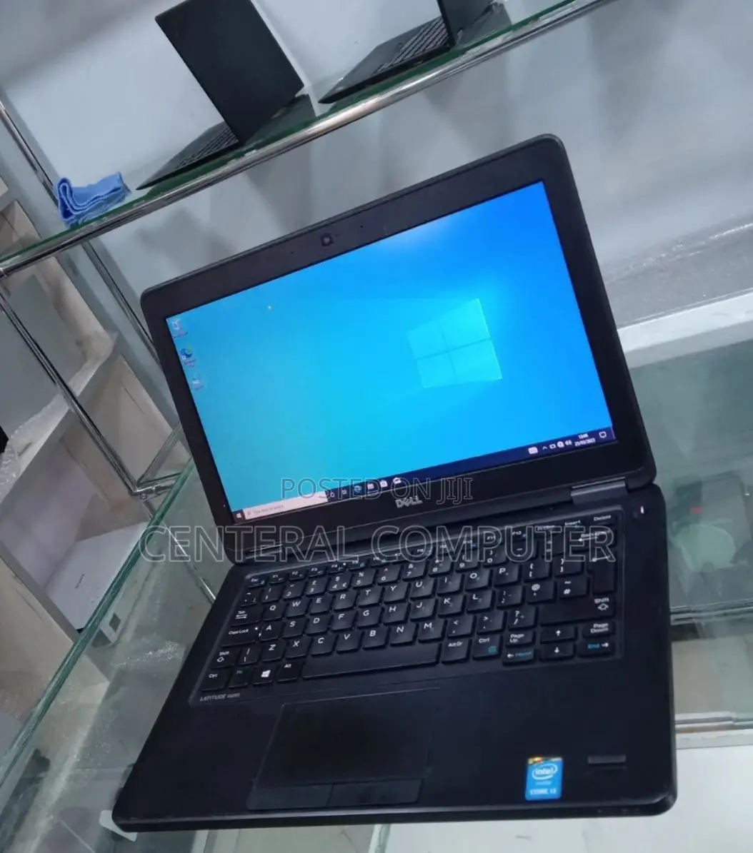 New Laptop Dell Latitude 12 E5250 4GB Intel Core I5 HDD 500GB
