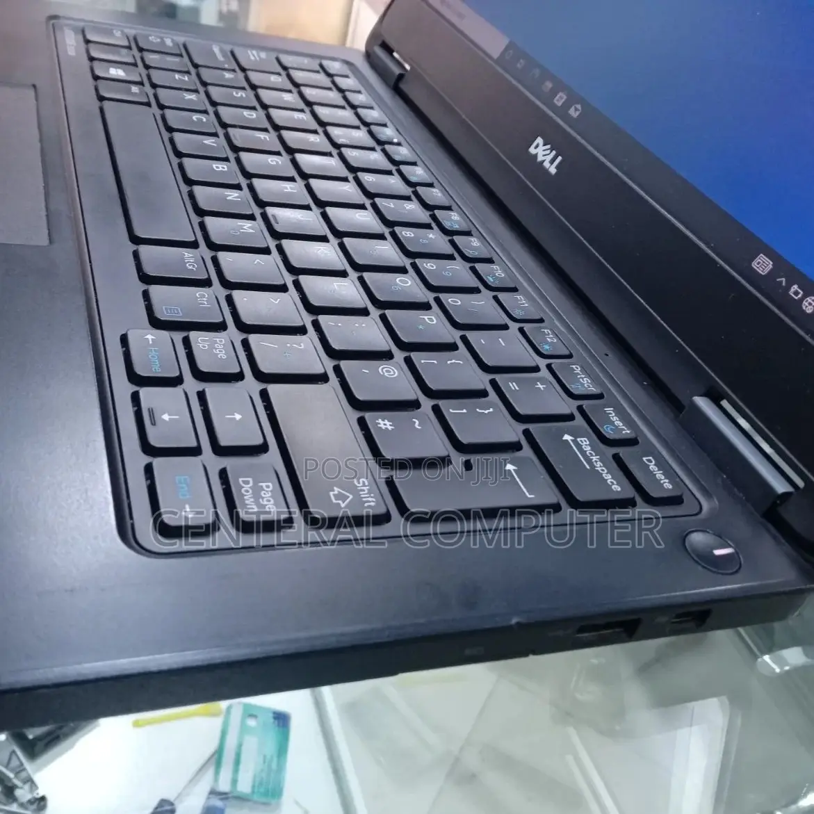 New Laptop Dell Latitude 12 E5250 4GB Intel Core I5 HDD 500GB