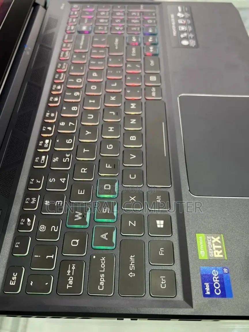 New Laptop Acer Predator Helios 300 16GB Intel Core I9 SSD 512GB