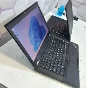 Photo - New Laptop Lenovo ThinkPad T430u 4GB Intel Core I5 HDD 500GB