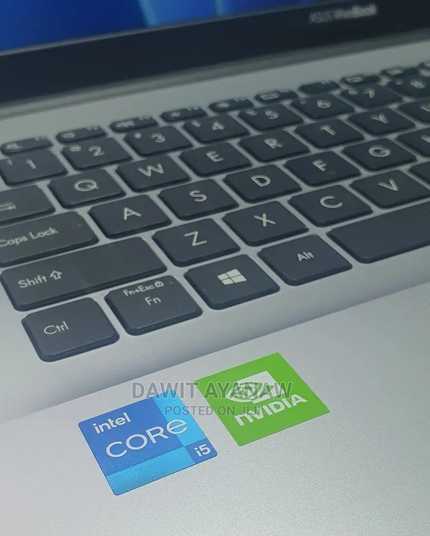 New Laptop Asus VivoBook 15 X505BA 16GB Intel Core I5 SSD 512GB