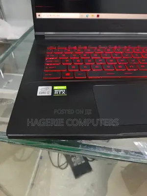 New Laptop MSI 16GB Intel Core I7 SSD 512GB