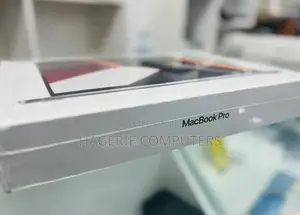 New Laptop Apple MacBook Pro M1 16GB Apple M1 Pro SSD 512GB