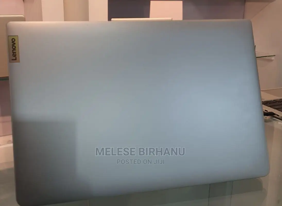 New Laptop Lenovo IdeaPad 330 8GB Intel Core I5 SSD 1T