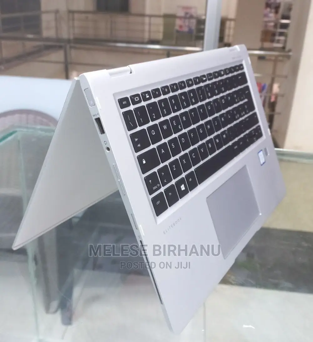 New Laptop HP EliteBook X GB Intel Core I7 SSD 512GB