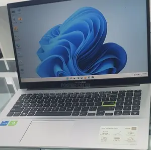New Laptop Asus VivoBook W202 16GB Intel Core I5 SSD 512GB