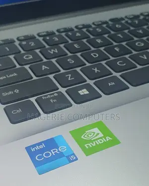 New Laptop Asus VivoBook W202 16GB Intel Core I5 SSD 512GB