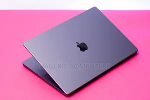 Photo - New Laptop Apple MacBook Pro 2016 16GB Apple M2 SSD 512GB