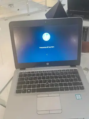 Photo - New Laptop HP EliteBook 820 8GB Intel Core I5 HDD 500GB