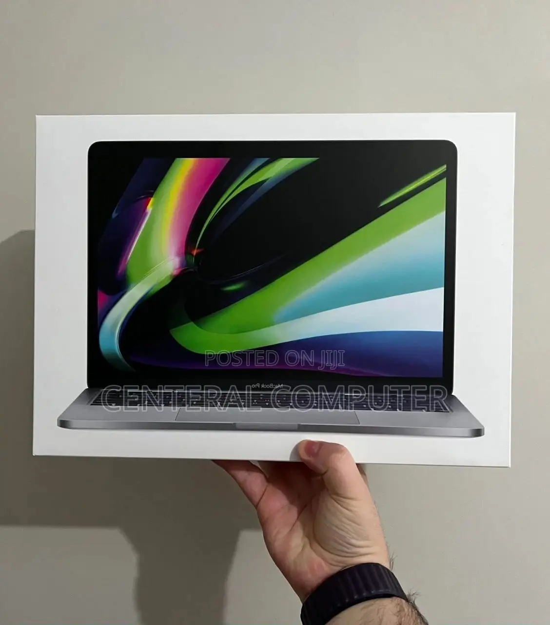 New Laptop Apple MacBook Pro 2022 M2 16GB Apple M2 SSD 512GB