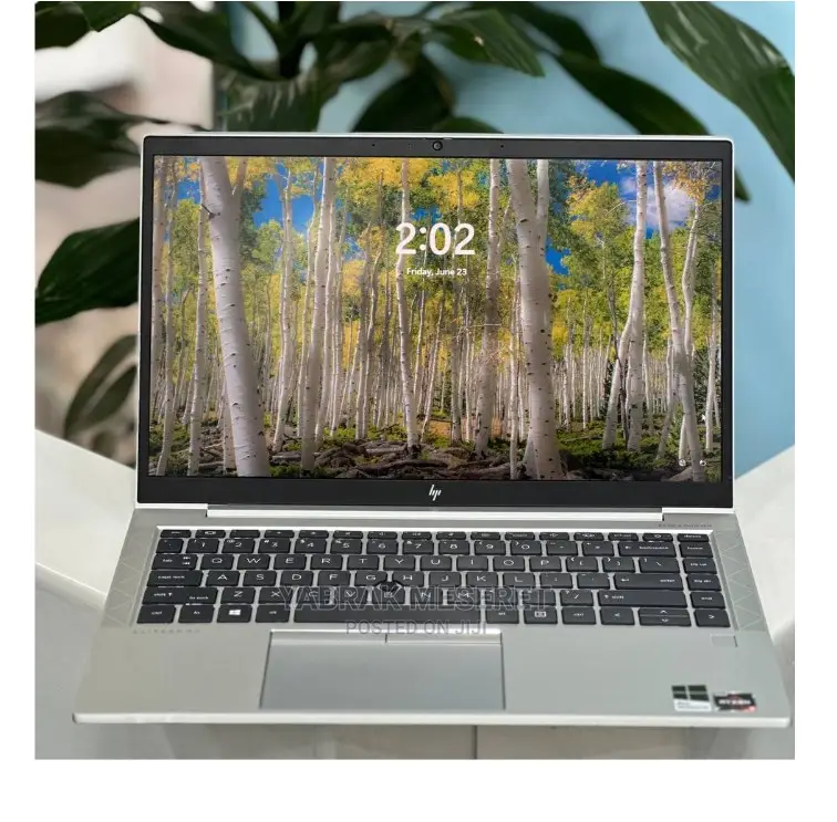 New Laptop HP 8GB AMD Ryzen 5 SSD 256GB