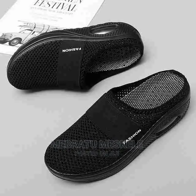  Air Cushion Slip-on Walking Shoes
  High Quality