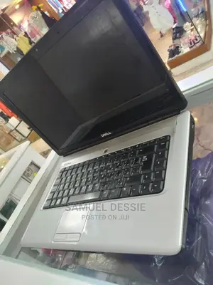 Laptop Dell Inspiron 15 4GB Intel Core 2 Quad SSD 256GB