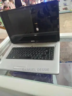 Laptop Dell Inspiron 15 4GB Intel Core 2 Quad SSD 256GB