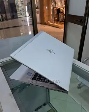 Photo - New Laptop HP EliteBook 840 8GB Intel Core I7 SSD 512GB