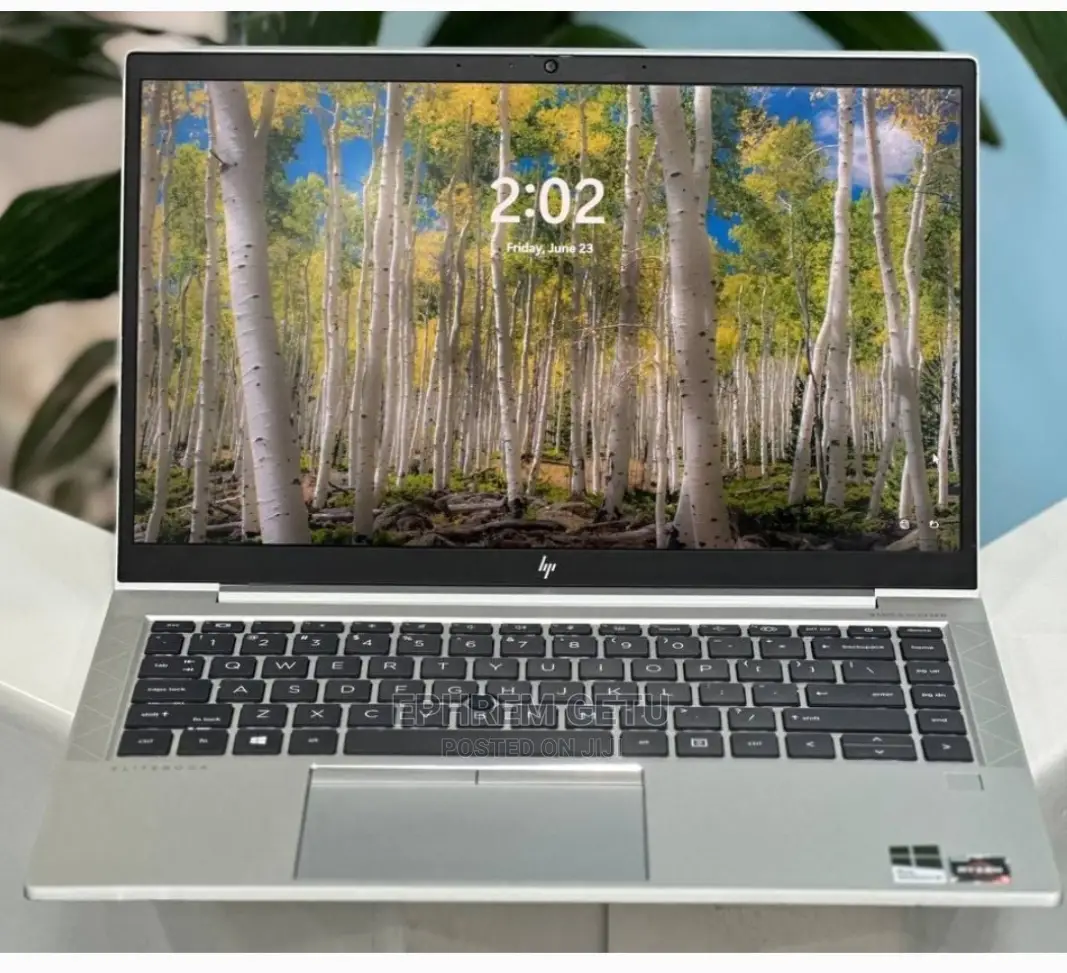 New Laptop HP EliteBook 845 G8 8GB AMD Ryzen 5 SSD 256GB