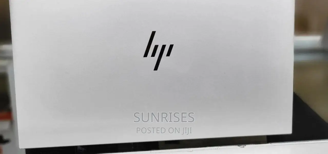 New Laptop HP EliteBook 840 8GB AMD Ryzen 7 SSD 512GB