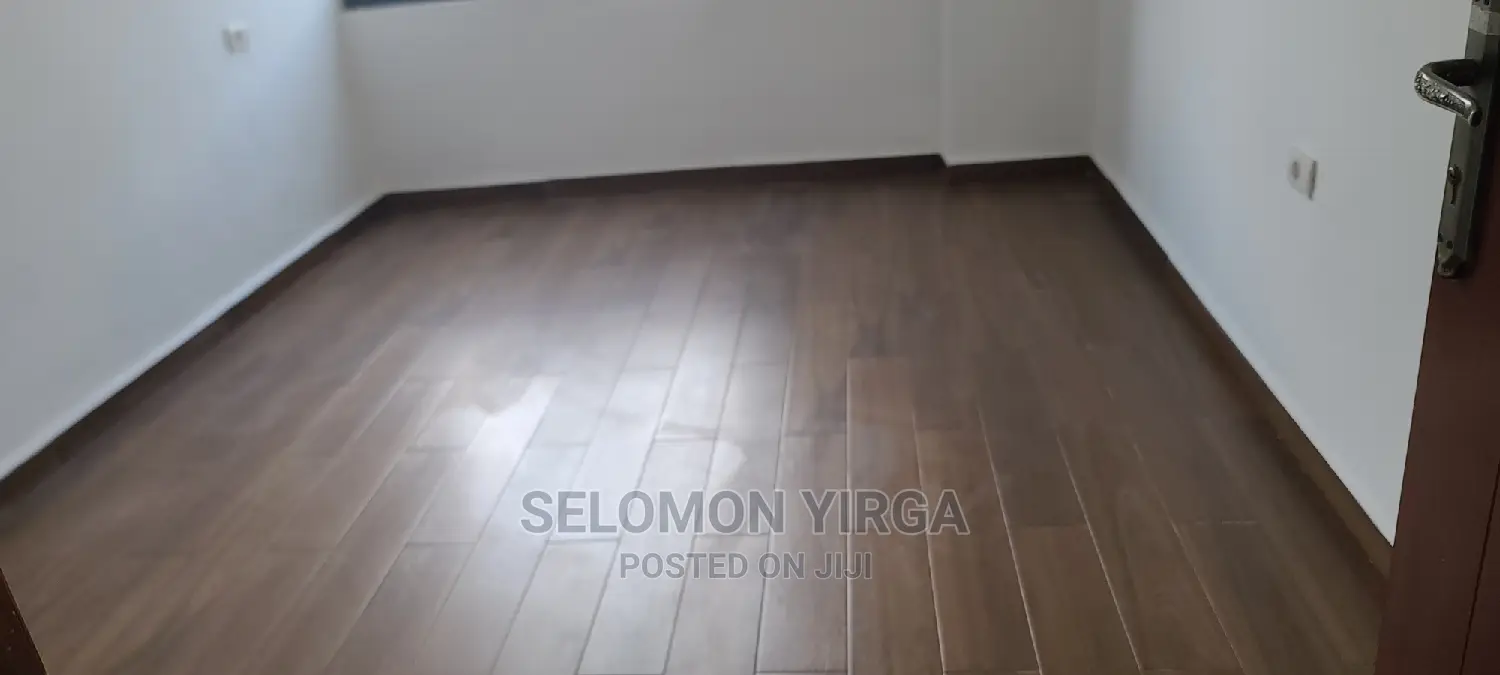 2bdrm Apartment in አድስ አበባ, Bole for rent