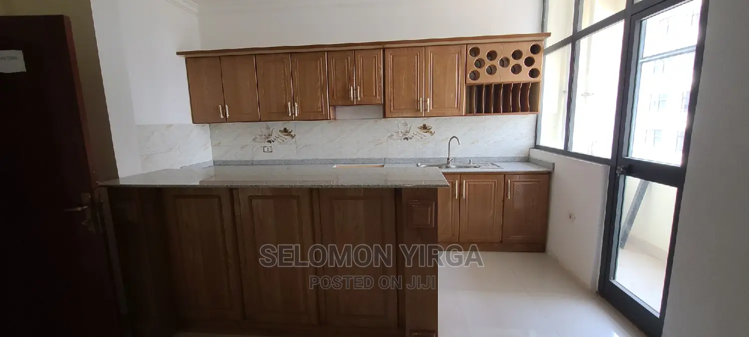 3bdrm Apartment in አድስ አበባ, Bole for sale