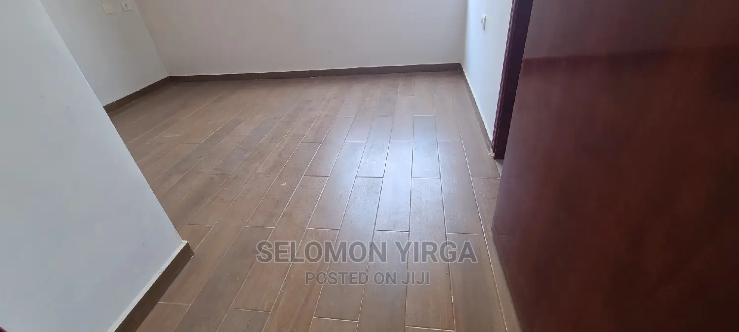 3bdrm Apartment in አድስ አበባ, Bole for sale