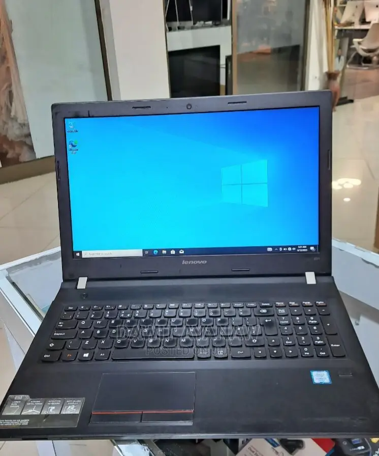 New Laptop Lenovo Ideapad 3 8GB Intel Core I7 HDD 1T