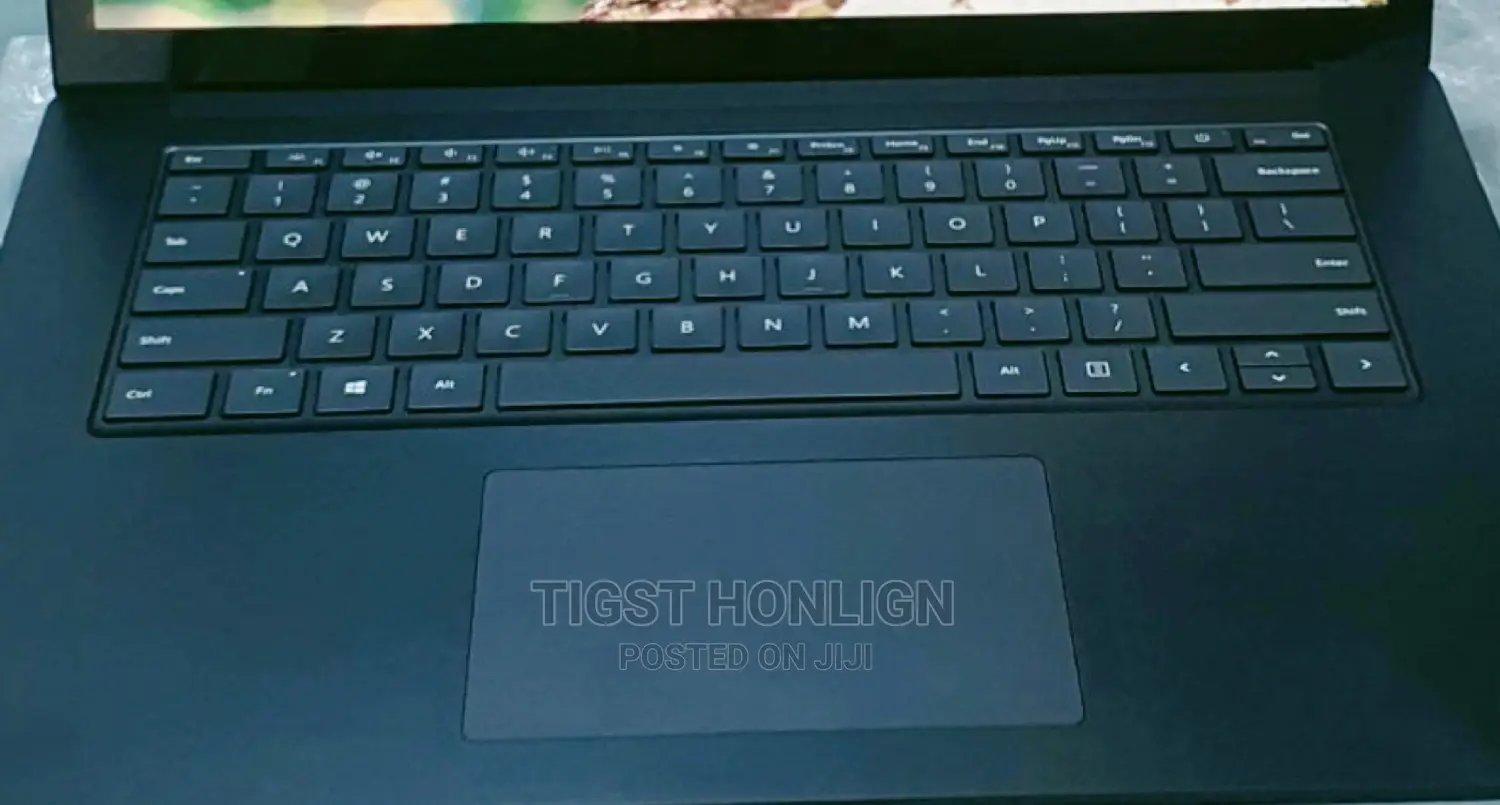 New Laptop Microsoft Surface 16GB Intel Core I7 SSD 512GB