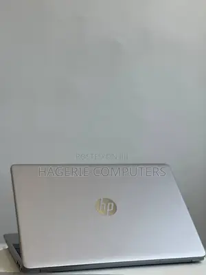 New Laptop HP 250 G6 8GB Intel Core I7 SSD 512GB