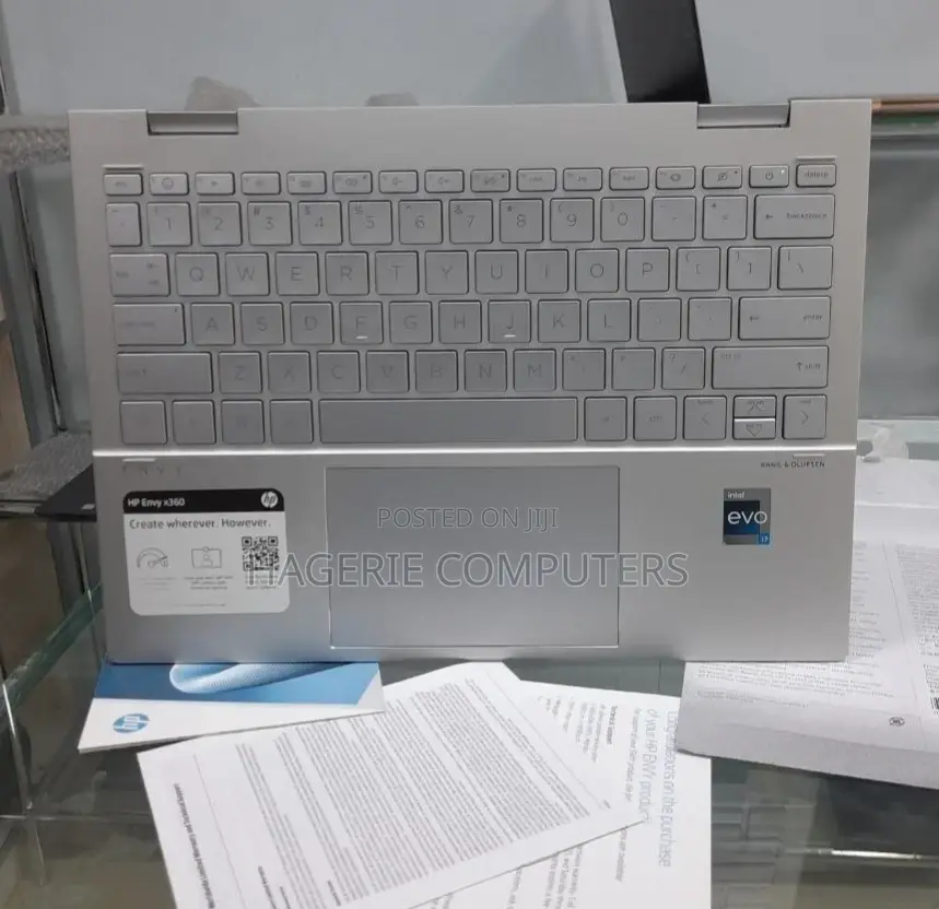 New Laptop HP Envy X360 15z 8GB Intel Core I7 SSD 512GB