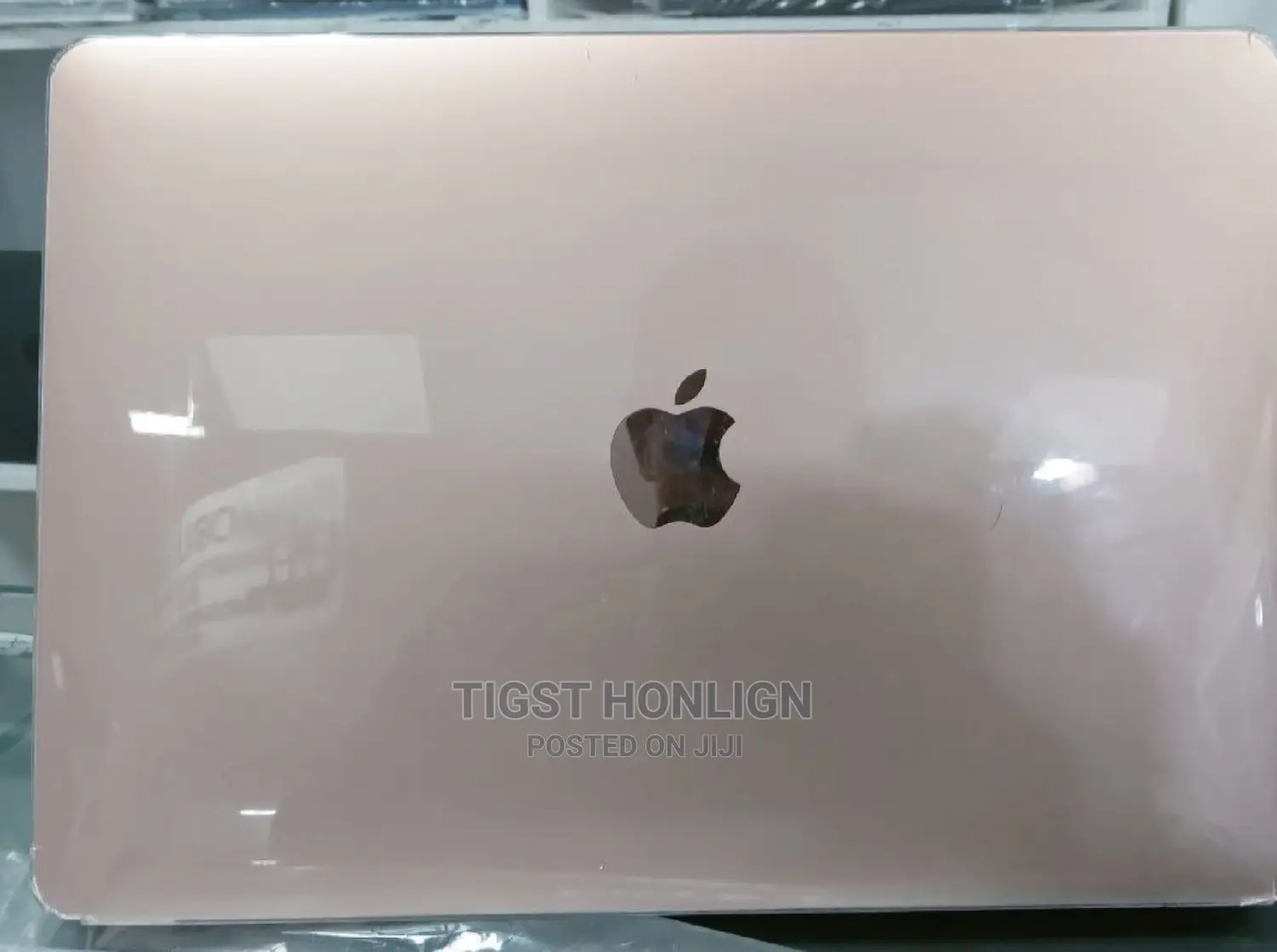 New Laptop Apple MacBook Air 2020 M1 8GB Apple M1 SSD 512GB