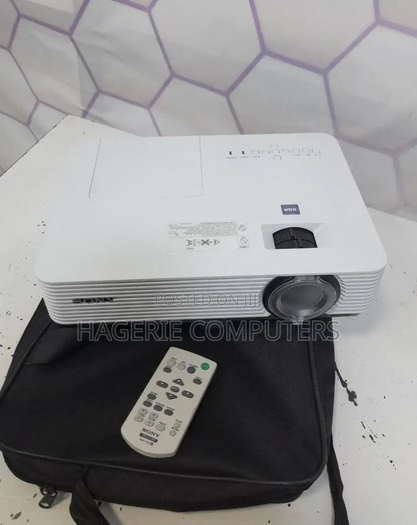 Sony VPL Dx221 Best Projector