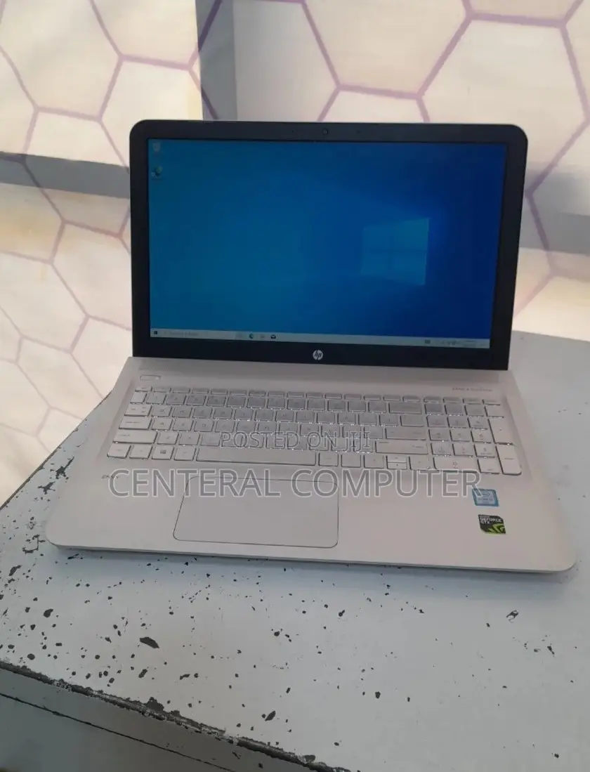 New Laptop HP 8GB Intel Core I5 HDD+SSD 1T