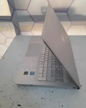 New Laptop HP 8GB Intel Core I5 HDD+SSD 1T