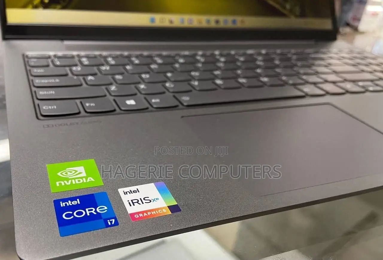 New Laptop Lenovo IdeaPad 100 8GB Intel Core I7 SSD 512GB