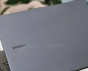 New Laptop Samsung 16GB Intel Core I7 SSD 512GB