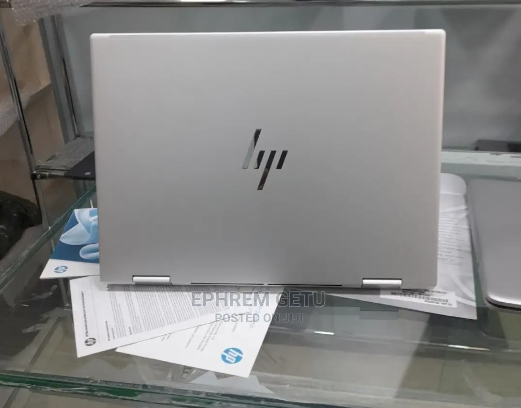 New Laptop HP Envy X360 8GB Intel Core I7 SSD 512GB