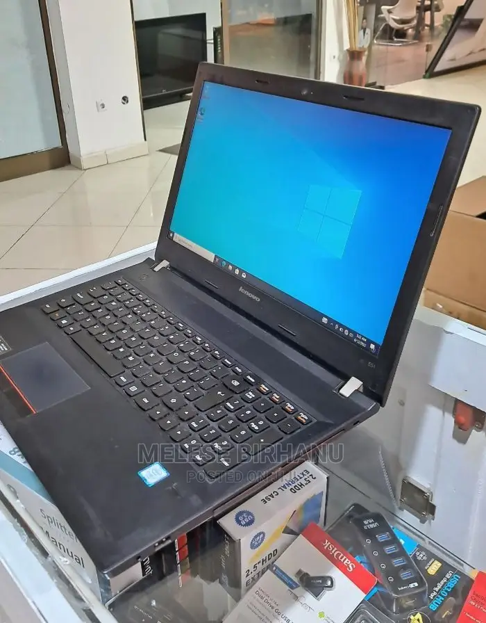 New Laptop Lenovo Ideapad 3 8GB Intel Core I5 HDD 1T