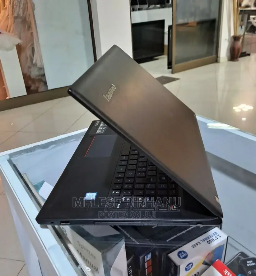 New Laptop Lenovo Ideapad 3 8GB Intel Core I5 HDD 1T