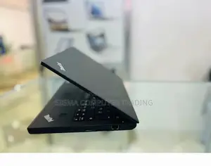 Photo - New Laptop Lenovo ThinkPad 13 16GB Intel Core I7 HDD 1T