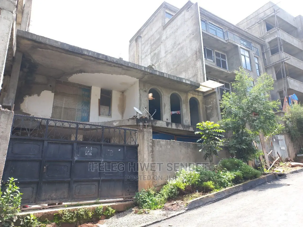 5bdrm House in አአ, Bole for sale