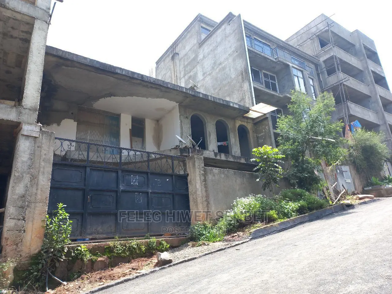 5bdrm House in አአ, Bole for sale