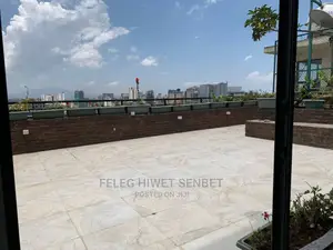 5bdrm House in አአ, Bole for sale