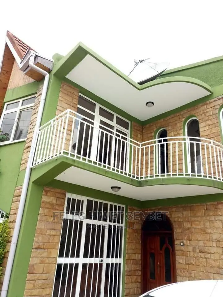 Furnished 5bdrm House in አአ, Bole for sale