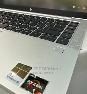 New Laptop HP EliteBook 845 G8 8GB AMD Ryzen 5 SSD 256GB