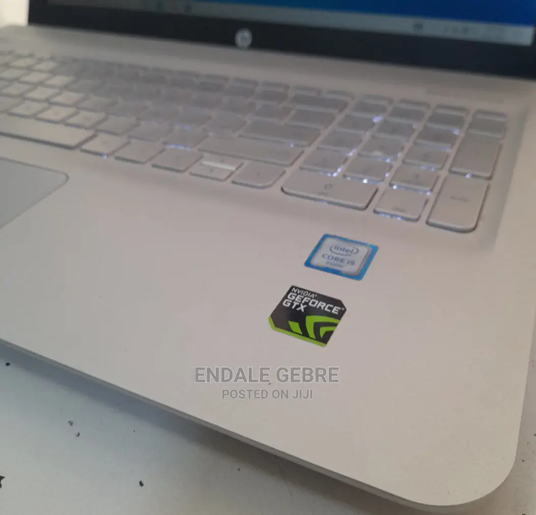 New Laptop HP Envy 15 8GB Intel Core I5 HDD+SSD 1T