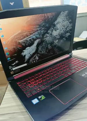 New Laptop 8GB Intel Core I7 SSD 256GB