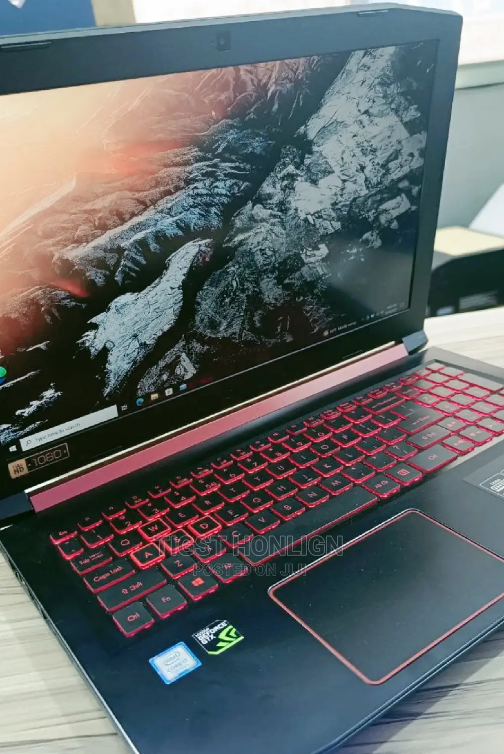 New Laptop 8GB Intel Core I7 SSD 256GB