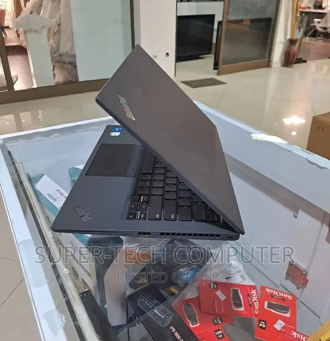 New Laptop Lenovo ThinkPad T14 16GB Intel Core I5 SSD 512GB