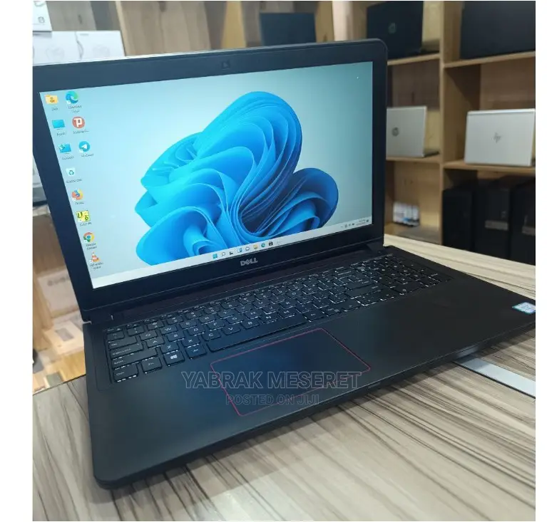 New Laptop Dell 16GB Intel Core I7 SSD 512GB