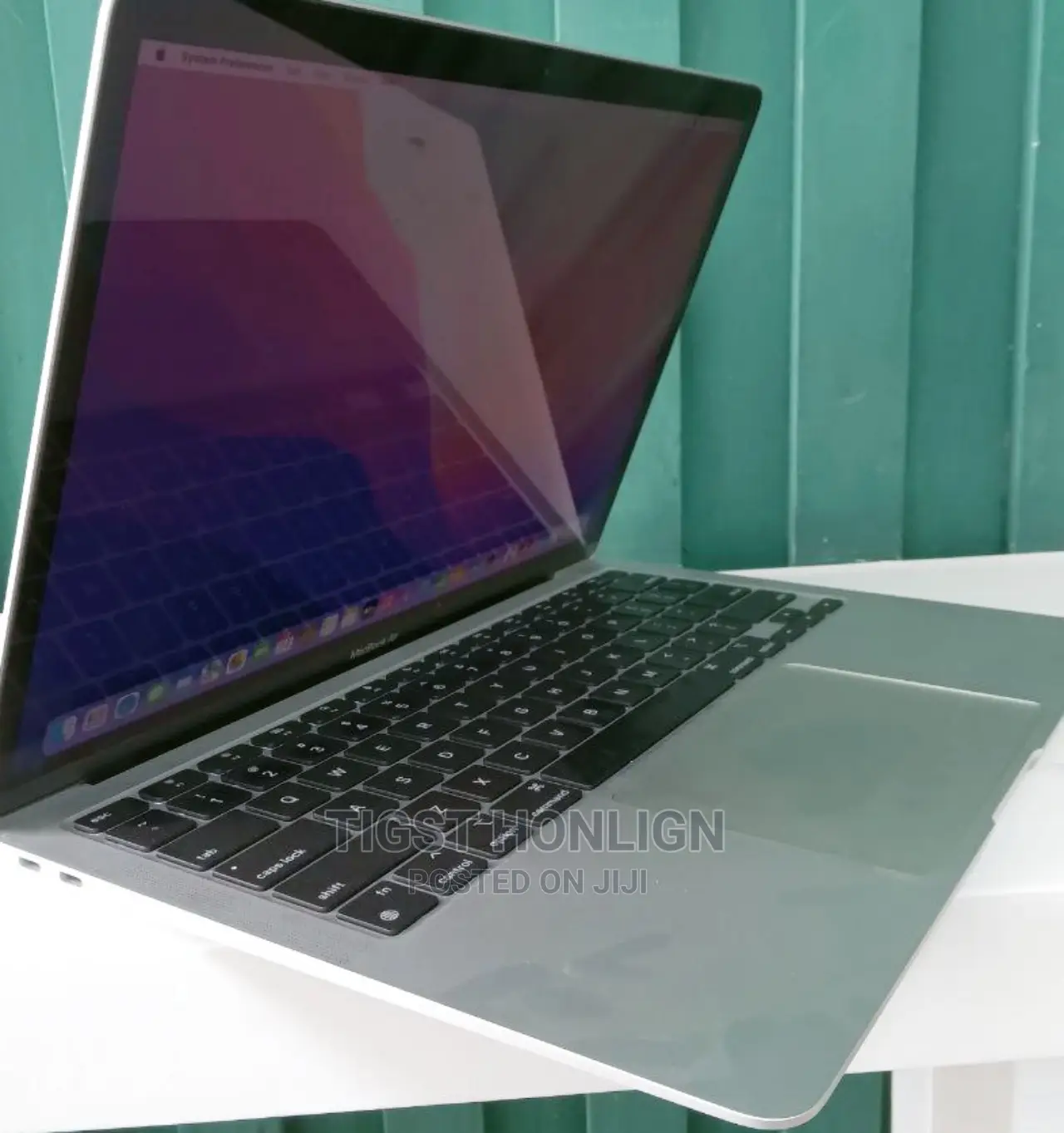 New Laptop Apple MacBook Air 2016 8GB Apple M1 SSD 256GB