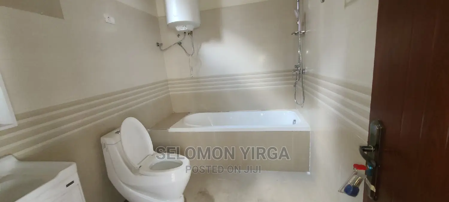 3bdrm Apartment in አድስ አበባ, Bole for sale